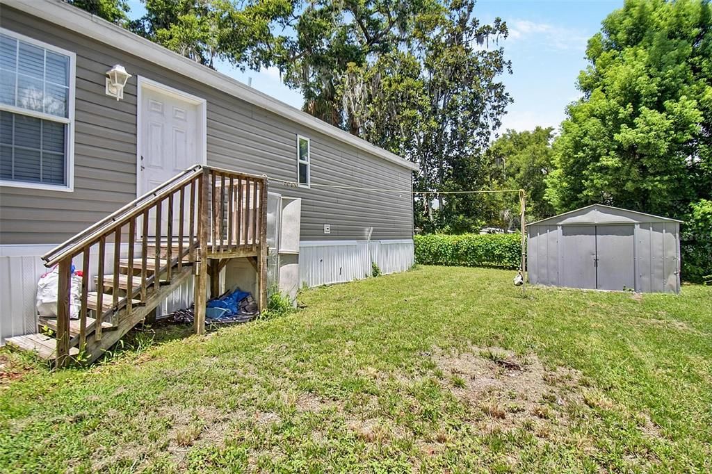 For Sale: $265,000 (3 beds, 2 baths, 1344 Square Feet)