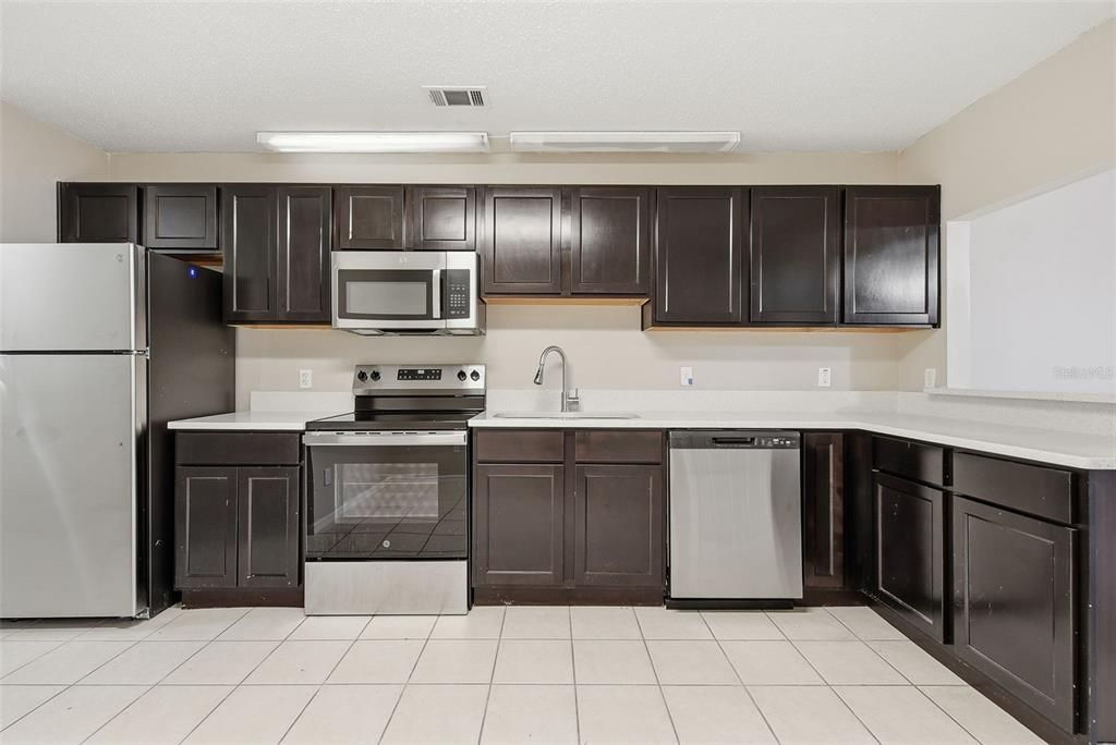 For Sale: $729,900 (5 beds, 0 baths, 2981 Square Feet)
