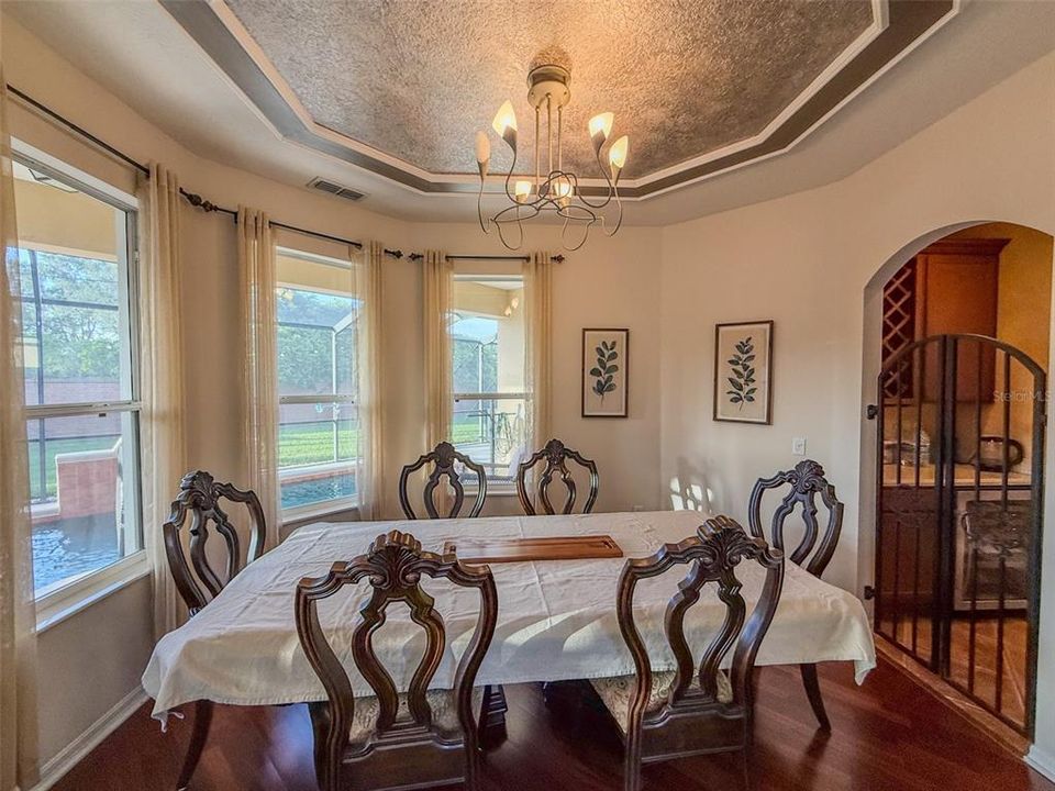 На продажу: $799,500 (5 спален, 4 ванн, 3036 Квадратных фут)