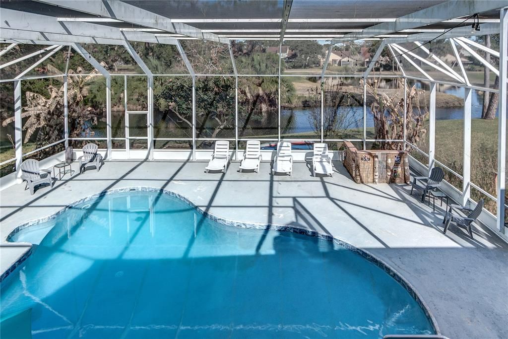 En Venta: $549,000 (6 camas, 3 baños, 3224 Pies cuadrados)