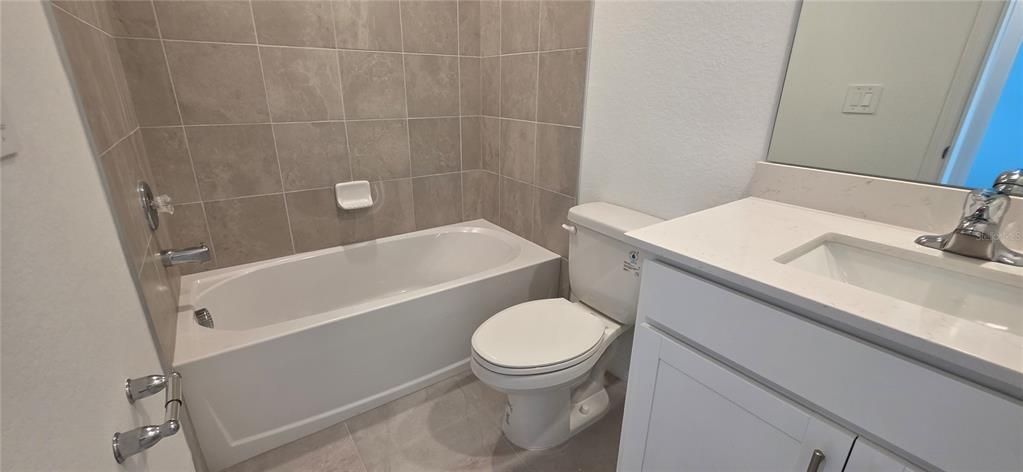 В аренду: $2,250 (3 спален, 2 ванн, 1414 Квадратных фут)