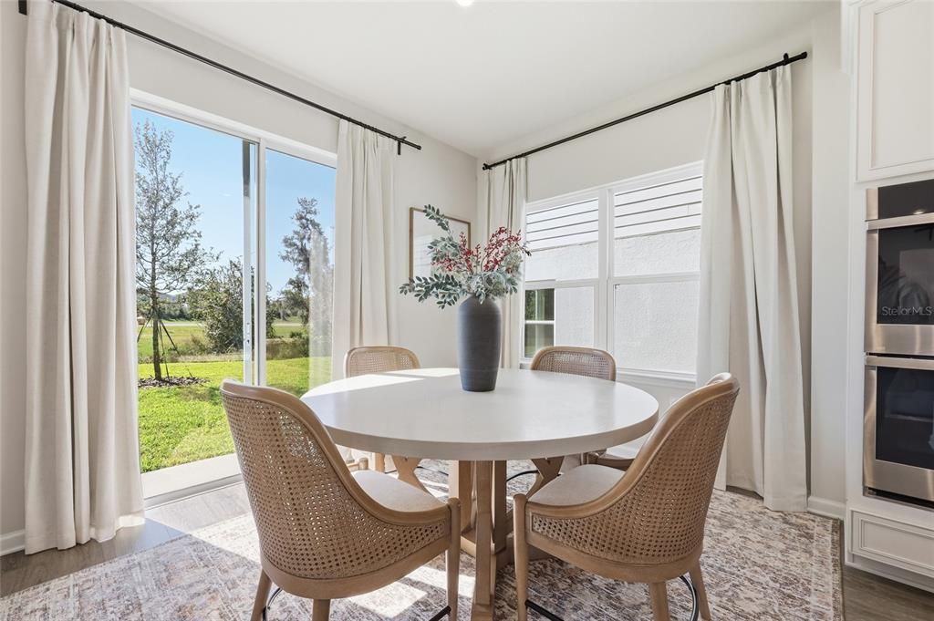En Venta: $369,900 (3 camas, 2 baños, 1865 Pies cuadrados)