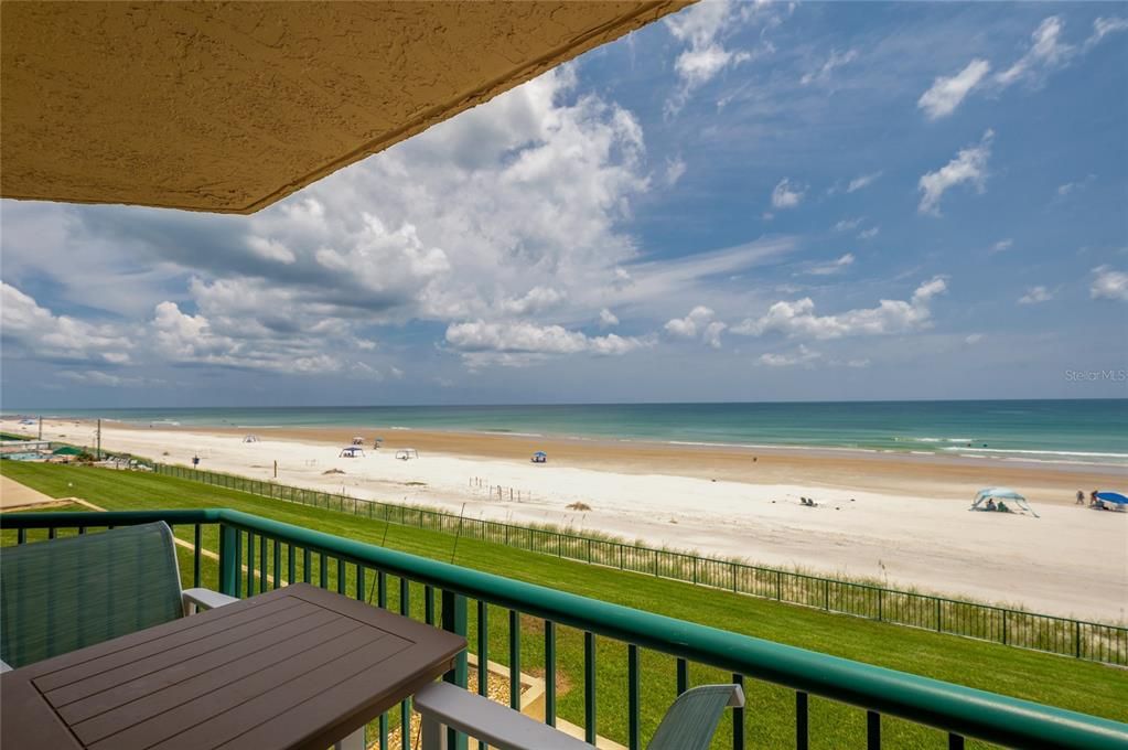 For Sale: $874,900 (3 beds, 3 baths, 2365 Square Feet)