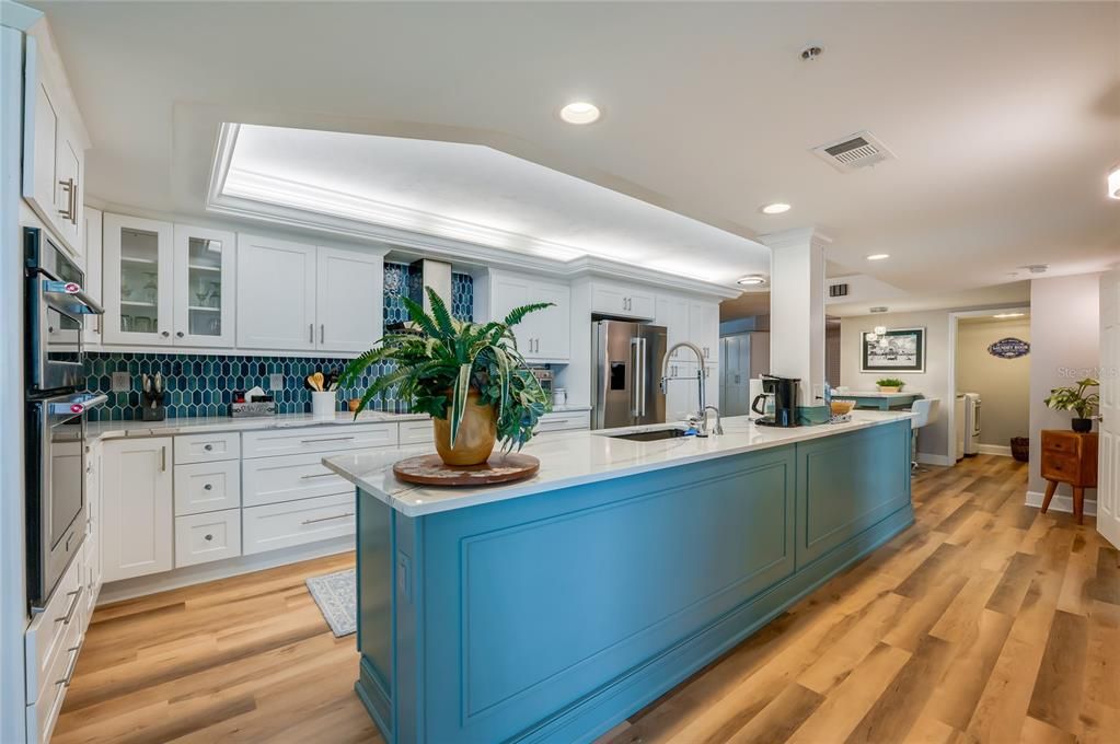 For Sale: $874,900 (3 beds, 3 baths, 2365 Square Feet)