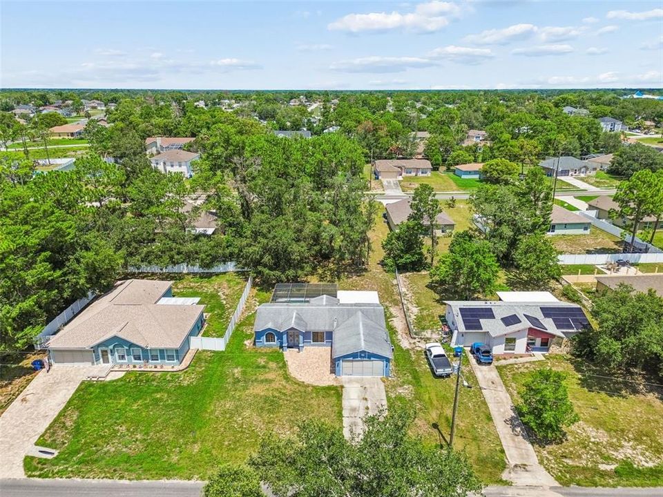 На продажу: $299,999 (3 спален, 2 ванн, 1407 Квадратных фут)