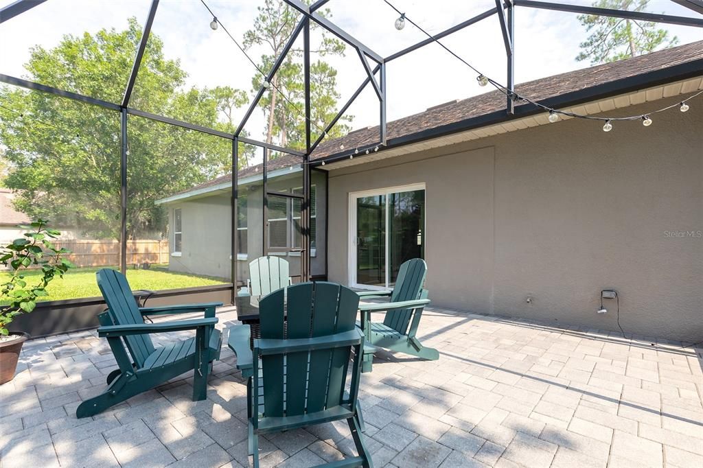En Venta: $529,900 (4 camas, 2 baños, 2094 Pies cuadrados)