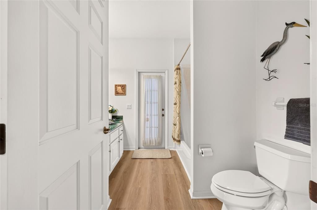 For Sale: $430,000 (3 beds, 2 baths, 2249 Square Feet)