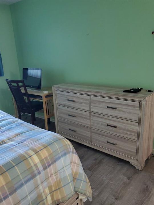 На продажу: $124,900 (2 спален, 2 ванн, 954 Квадратных фут)