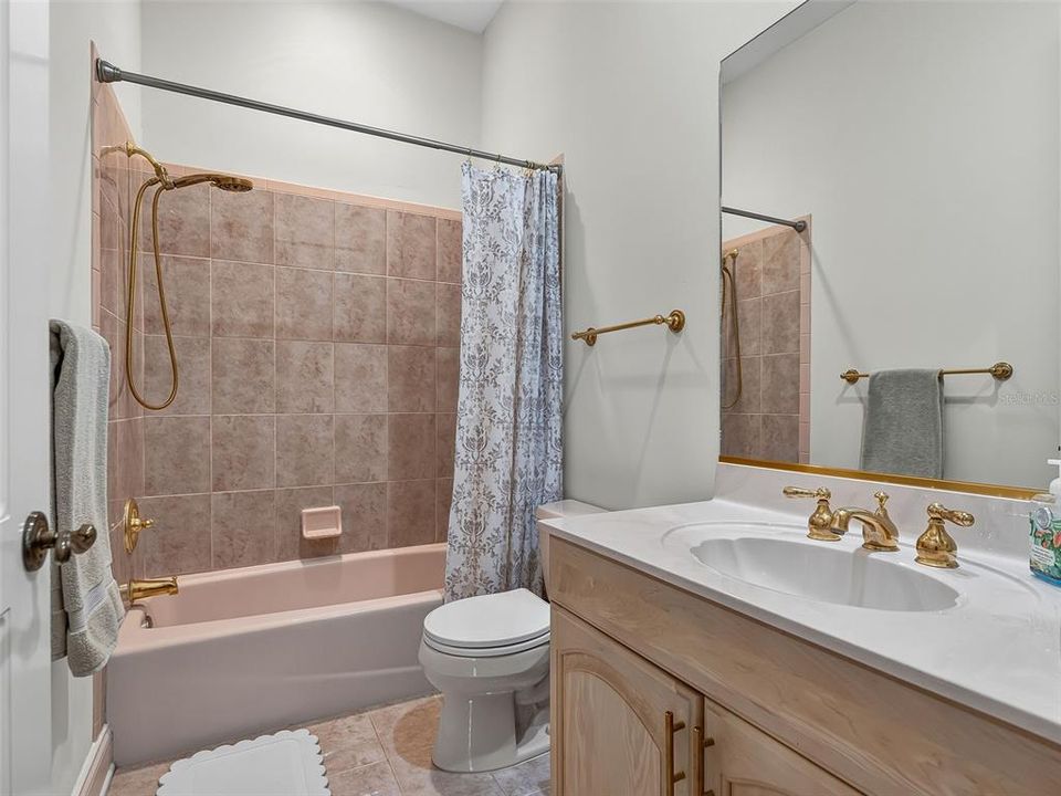 For Sale: $1,350,000 (4 beds, 5 baths, 5390 Square Feet)