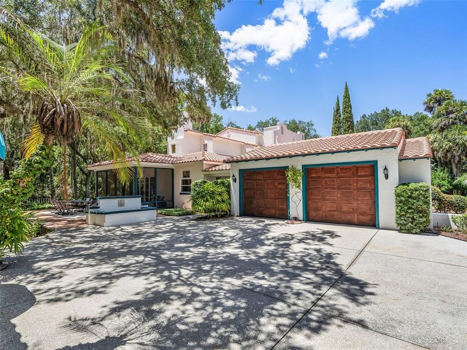 For Sale: $1,350,000 (4 beds, 5 baths, 5390 Square Feet)