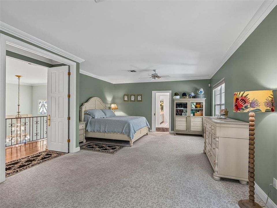 For Sale: $1,350,000 (4 beds, 5 baths, 5390 Square Feet)