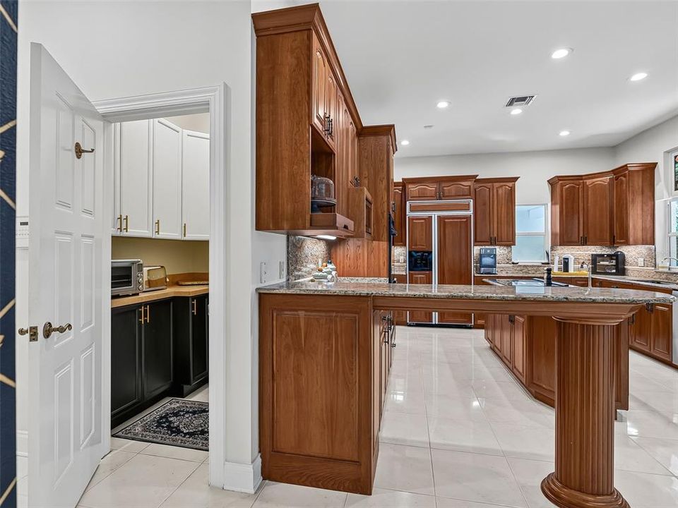 For Sale: $1,350,000 (4 beds, 5 baths, 5390 Square Feet)