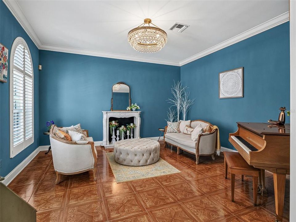 For Sale: $1,350,000 (4 beds, 5 baths, 5390 Square Feet)