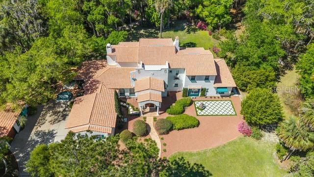 For Sale: $1,350,000 (4 beds, 5 baths, 5390 Square Feet)