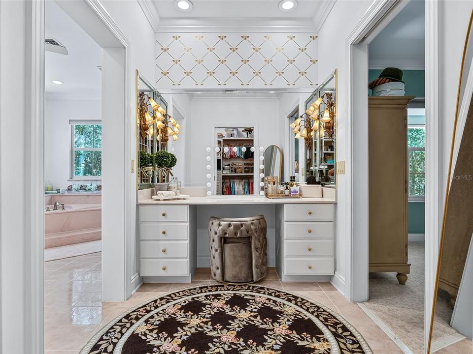 For Sale: $1,350,000 (4 beds, 5 baths, 5390 Square Feet)