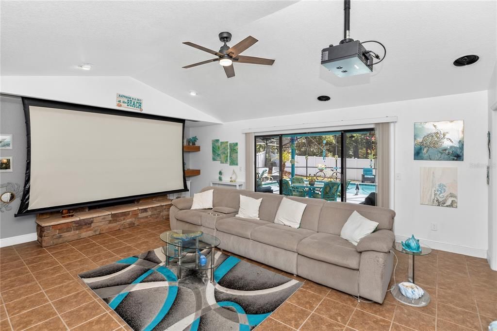 En Venta: $539,990 (3 camas, 2 baños, 1980 Pies cuadrados)