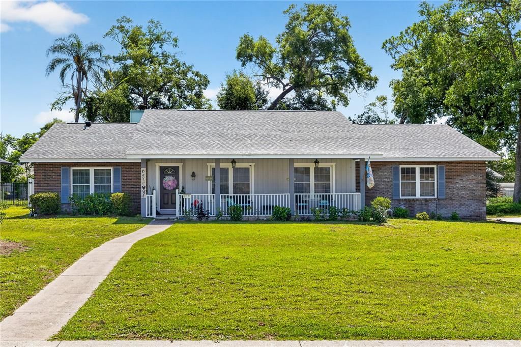 En Venta: $539,990 (3 camas, 2 baños, 1980 Pies cuadrados)