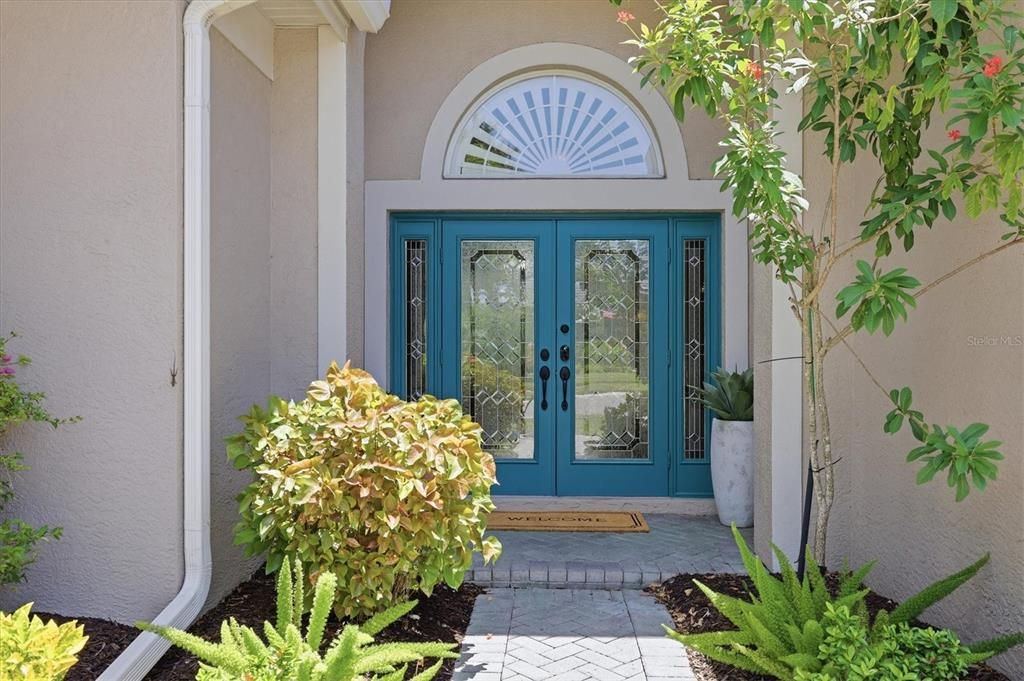 Active With Contract: $649,900 (4 beds, 3 baths, 2608 Square Feet)