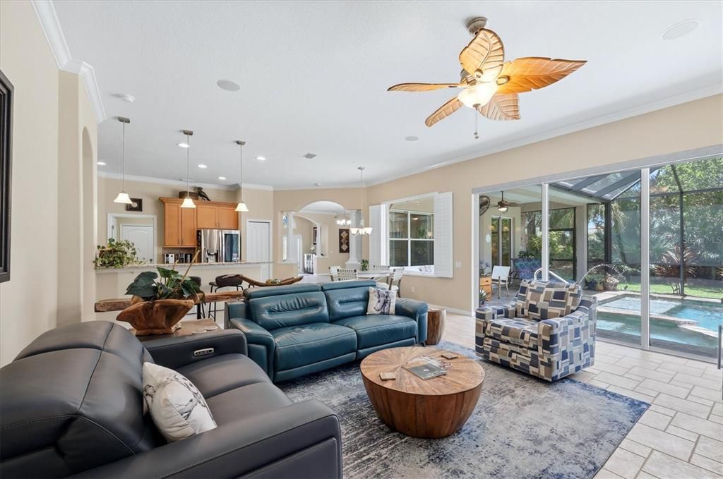 Active With Contract: $649,900 (4 beds, 3 baths, 2608 Square Feet)