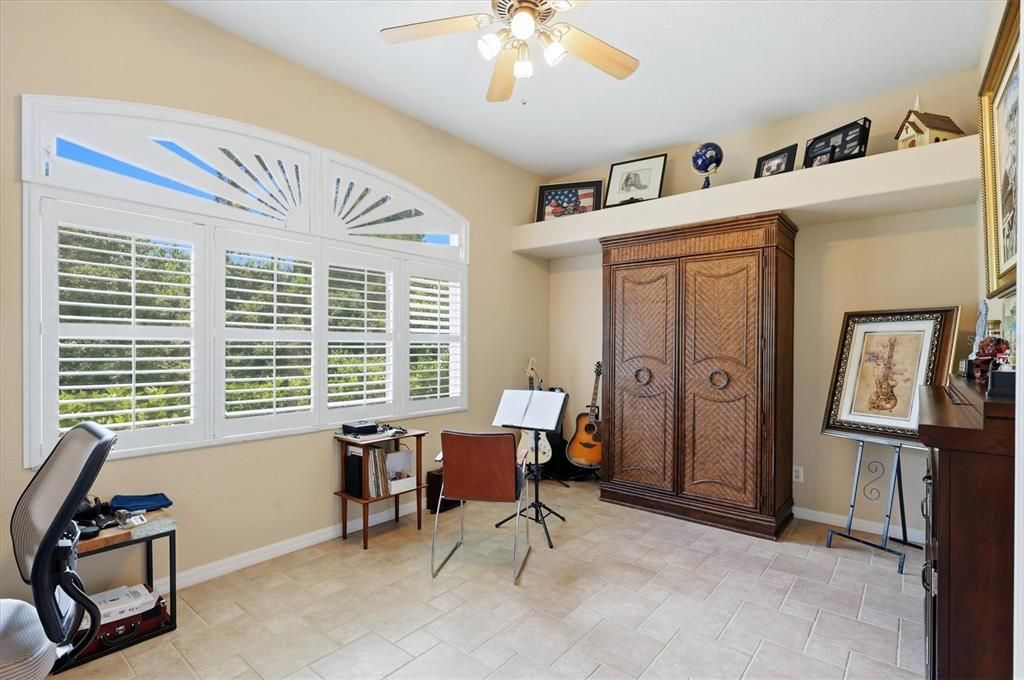 Active With Contract: $649,900 (4 beds, 3 baths, 2608 Square Feet)