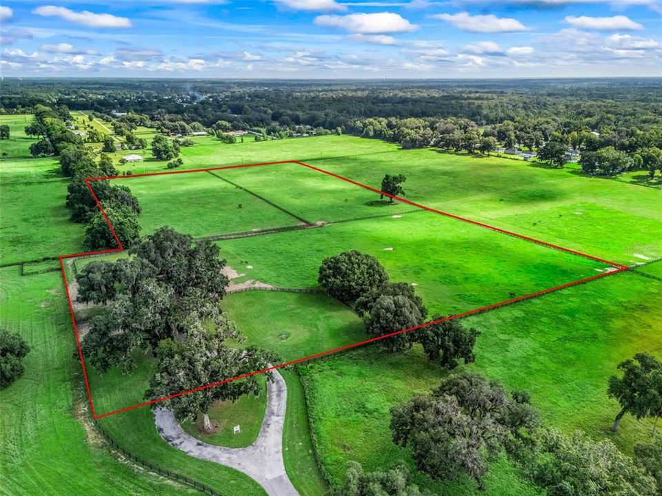 待售: $849,000 (18.43 acres)