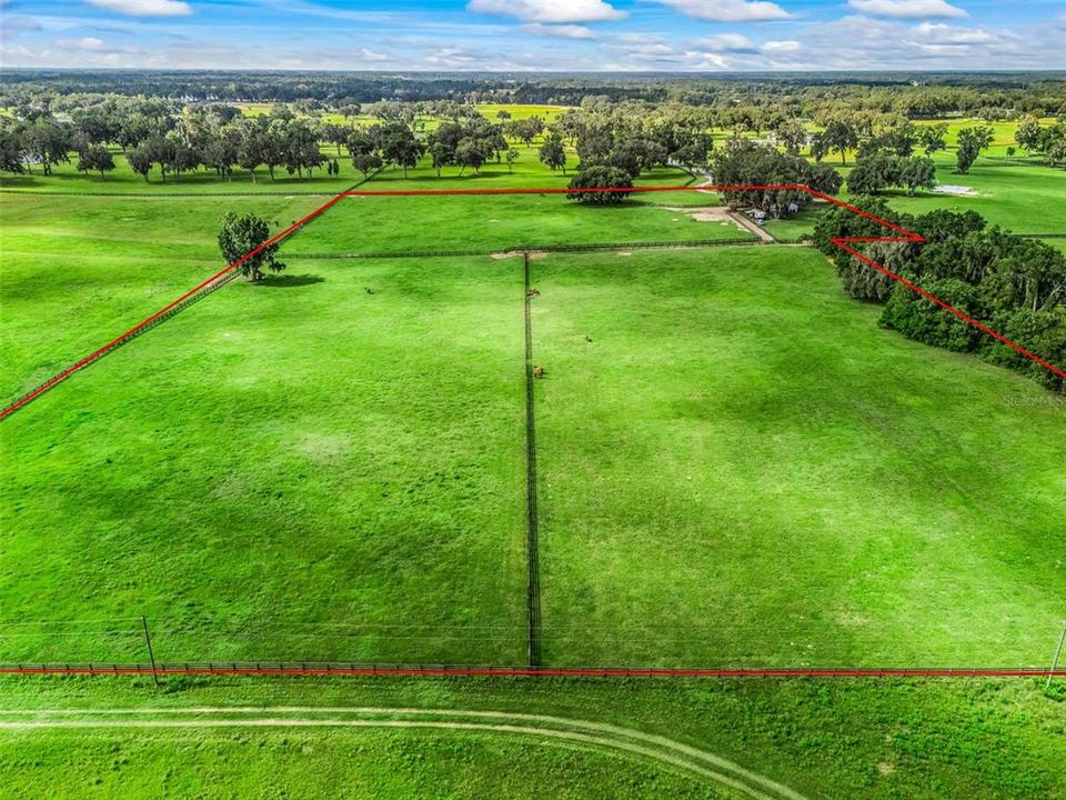 待售: $849,000 (18.43 acres)