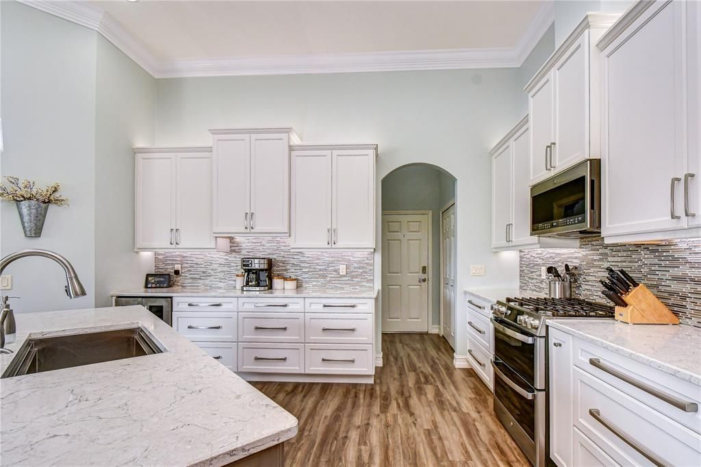 En Venta: $1,236,000 (4 camas, 4 baños, 3661 Pies cuadrados)