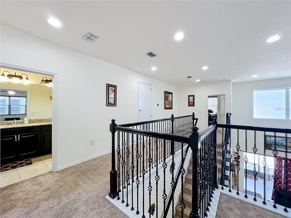 En Venta: $559,000 (4 camas, 3 baños, 2582 Pies cuadrados)