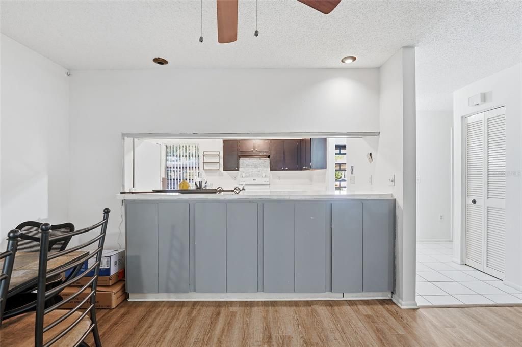 For Sale: $169,000 (3 beds, 2 baths, 1420 Square Feet)