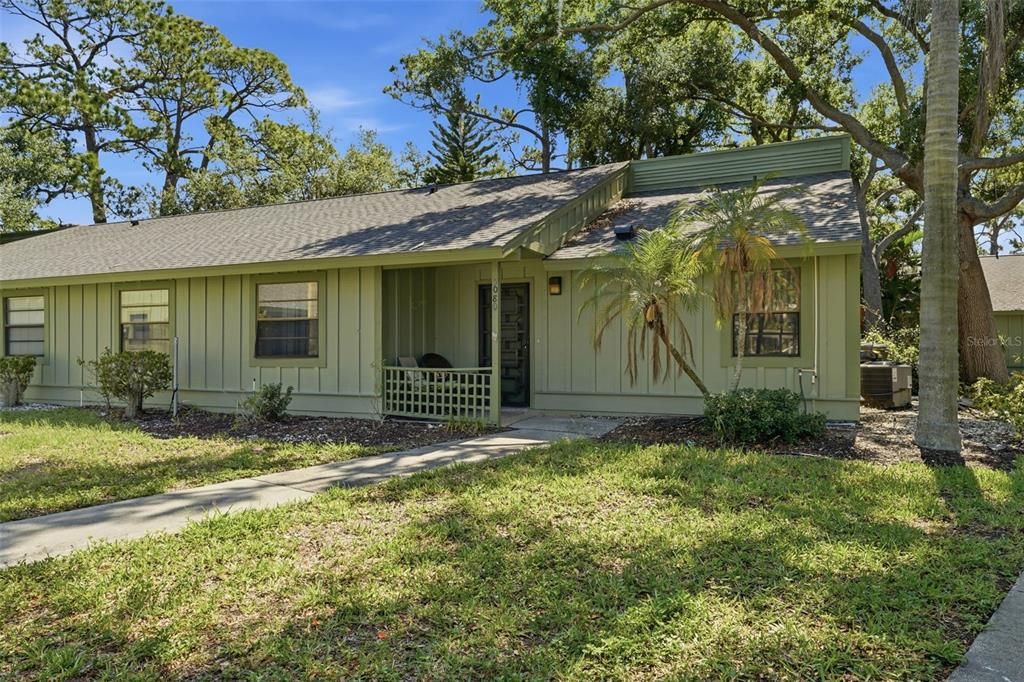 For Sale: $169,000 (3 beds, 2 baths, 1420 Square Feet)