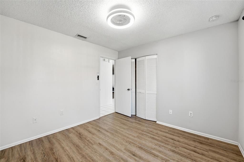 For Sale: $169,000 (3 beds, 2 baths, 1420 Square Feet)