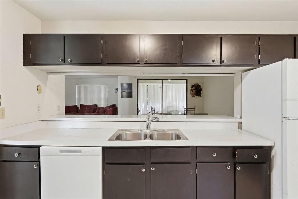 For Sale: $169,000 (3 beds, 2 baths, 1420 Square Feet)