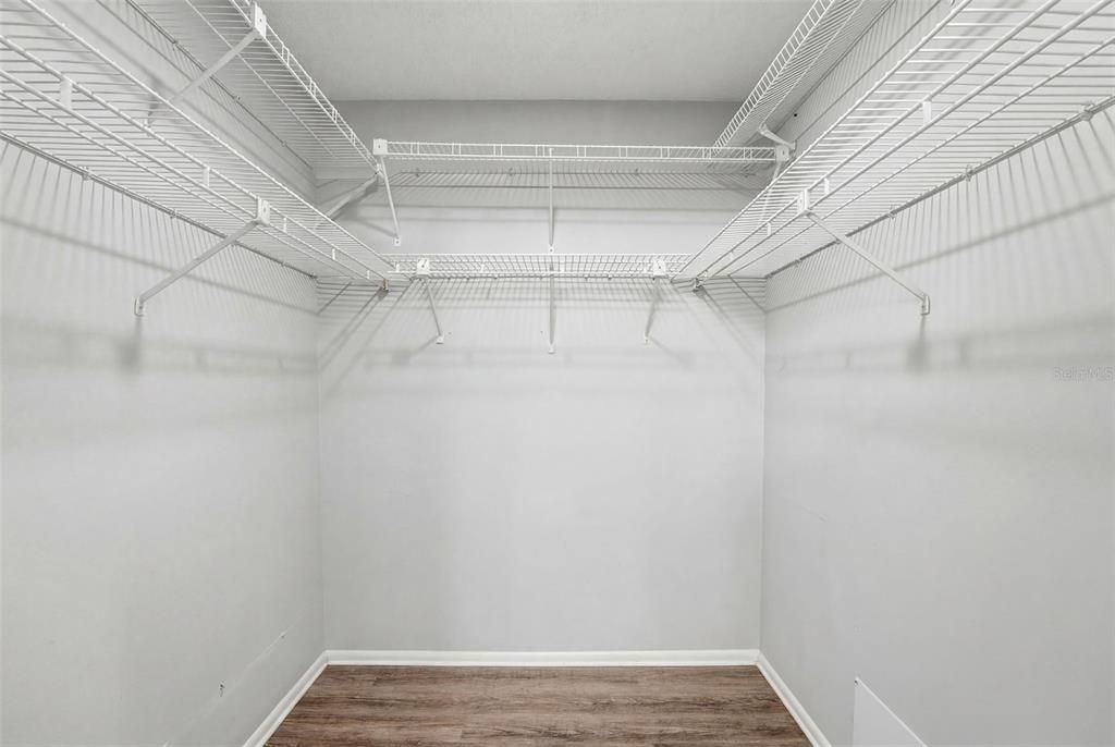 For Sale: $169,000 (3 beds, 2 baths, 1420 Square Feet)