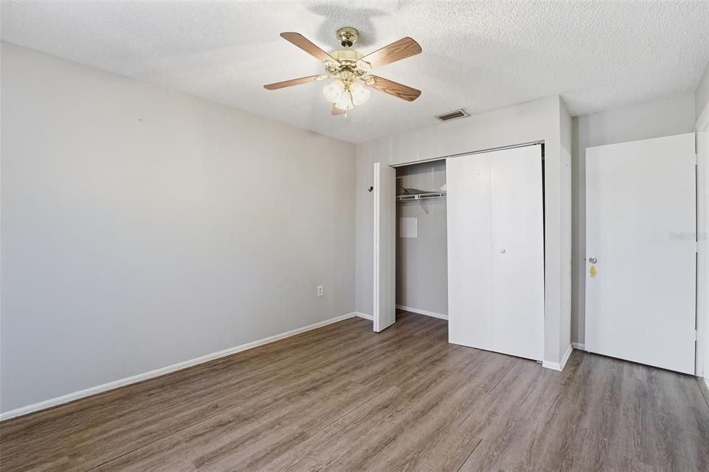 For Sale: $169,000 (3 beds, 2 baths, 1420 Square Feet)