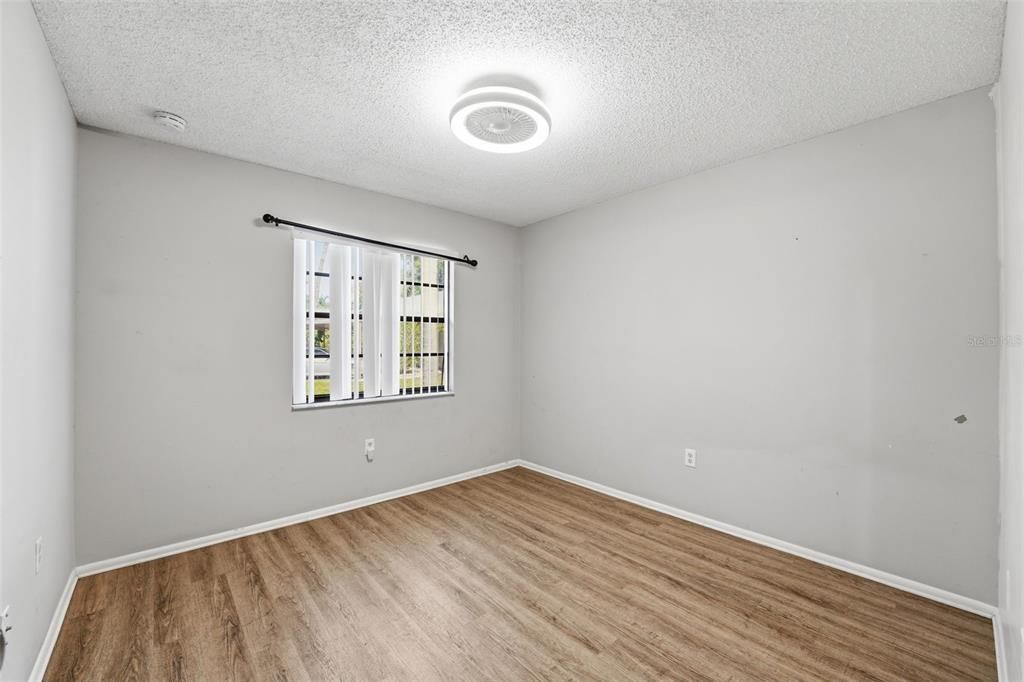 For Sale: $169,000 (3 beds, 2 baths, 1420 Square Feet)