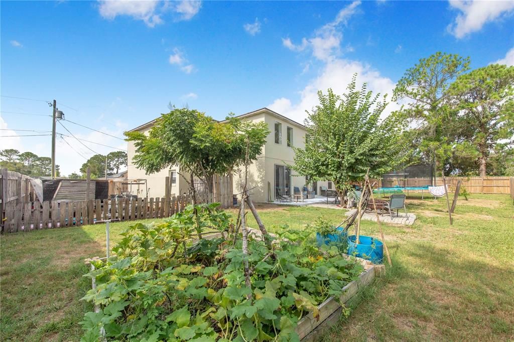 Active With Contract: $349,000 (5 beds, 2 baths, 3170 Square Feet)