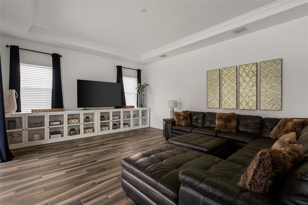 В аренду: $6,800 (5 спален, 4 ванн, 3829 Квадратных фут)