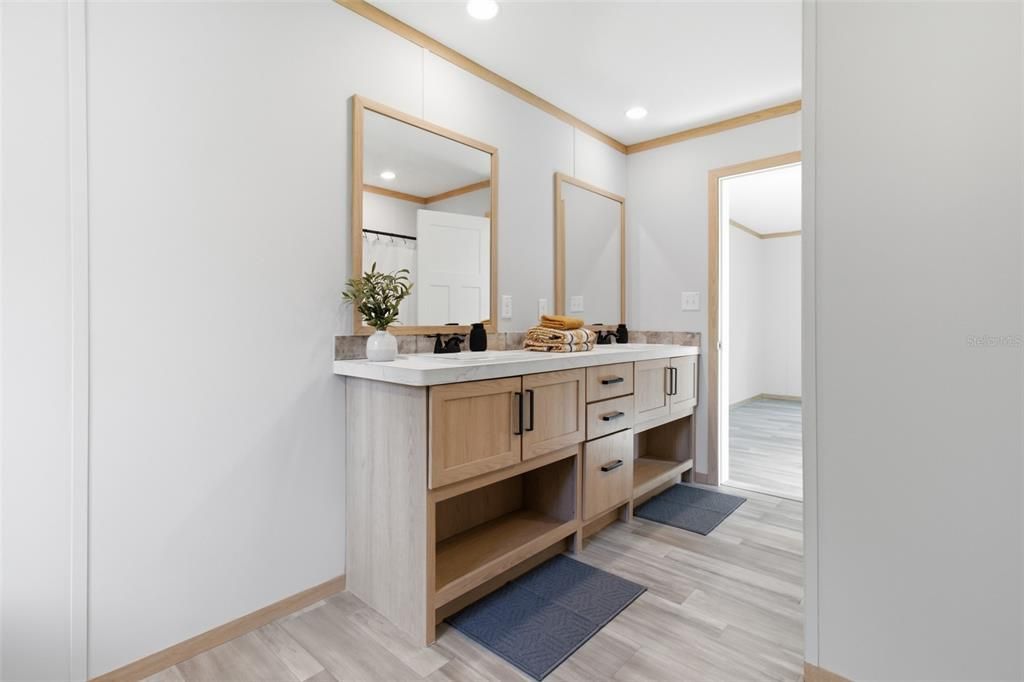 En Venta: $259,000 (3 camas, 2 baños, 1440 Pies cuadrados)