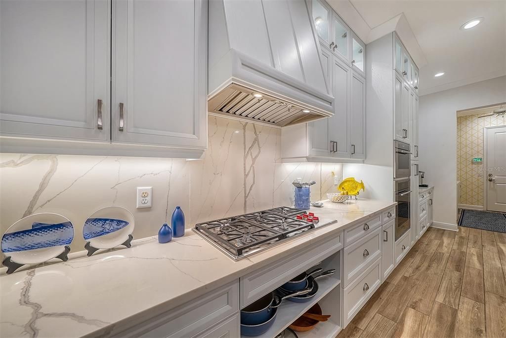 На продажу: $979,900 (3 спален, 2 ванн, 2516 Квадратных фут)