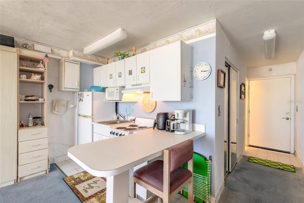 For Sale: $130,000 (0 beds, 1 baths, 394 Square Feet)