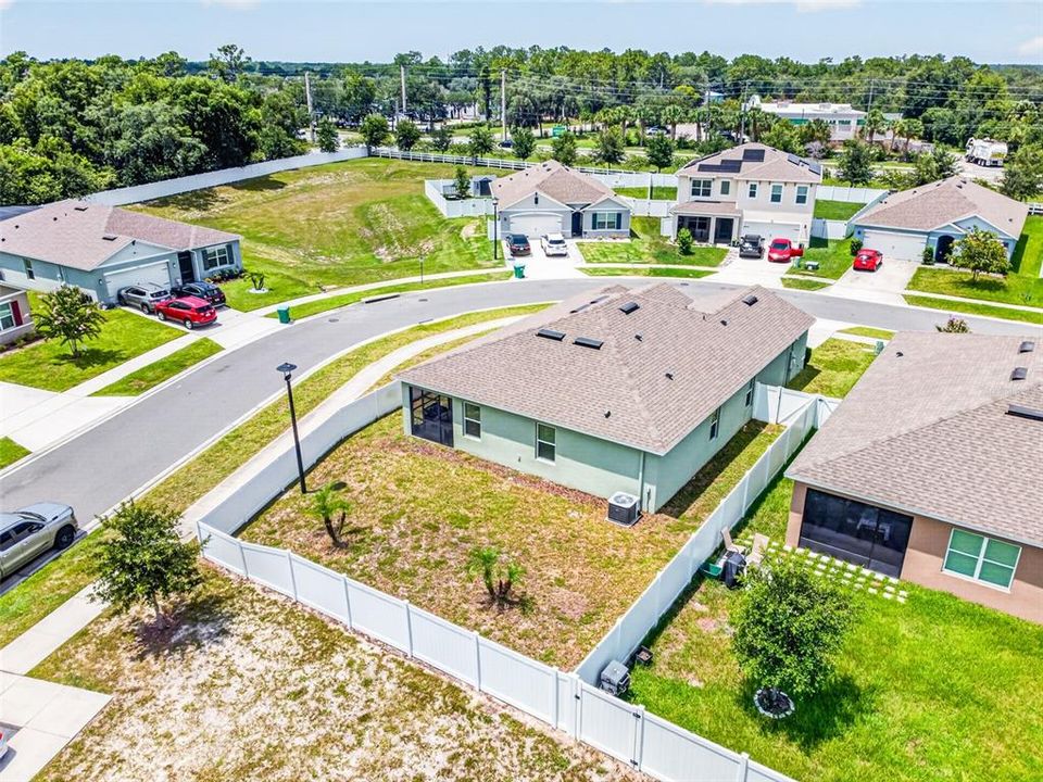 En Venta: $369,900 (3 camas, 2 baños, 1742 Pies cuadrados)
