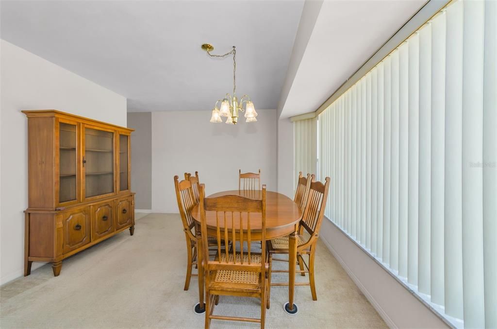En Venta: $415,000 (2 camas, 2 baños, 1263 Pies cuadrados)