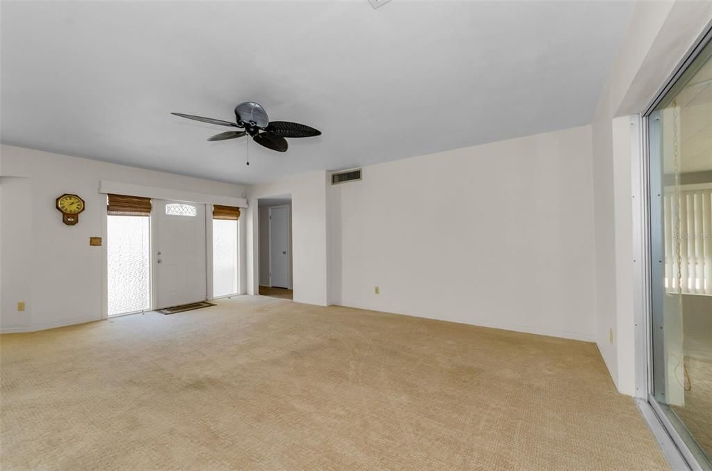 En Venta: $415,000 (2 camas, 2 baños, 1263 Pies cuadrados)