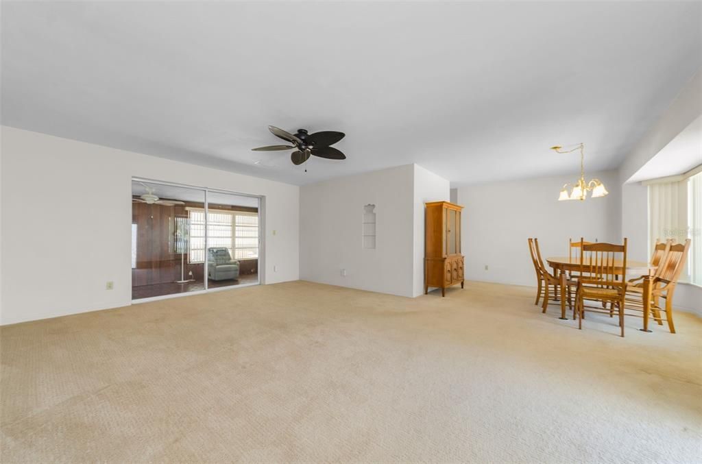 En Venta: $415,000 (2 camas, 2 baños, 1263 Pies cuadrados)