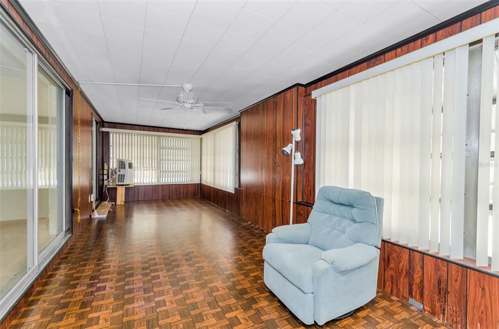 En Venta: $415,000 (2 camas, 2 baños, 1263 Pies cuadrados)