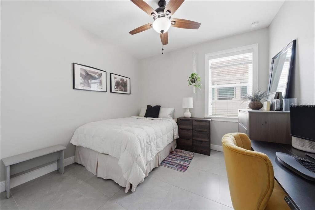 For Rent: $3,195 (3 beds, 2 baths, 1696 Square Feet)