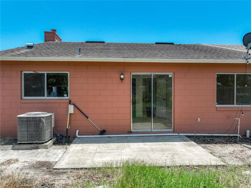 На продажу: $279,000 (3 спален, 2 ванн, 1256 Квадратных фут)