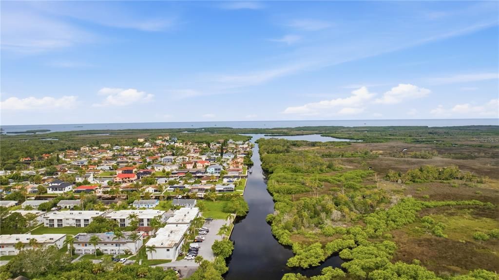 En Venta: $367,000 (2 camas, 2 baños, 1613 Pies cuadrados)