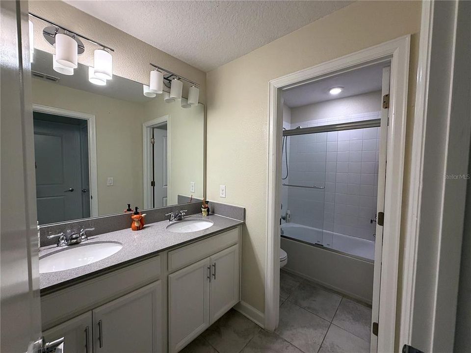 В аренду: $3,550 (4 спален, 3 ванн, 2307 Квадратных фут)