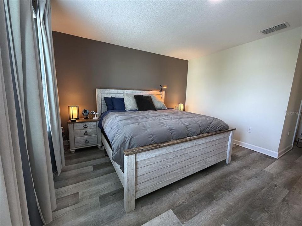В аренду: $3,550 (4 спален, 3 ванн, 2307 Квадратных фут)